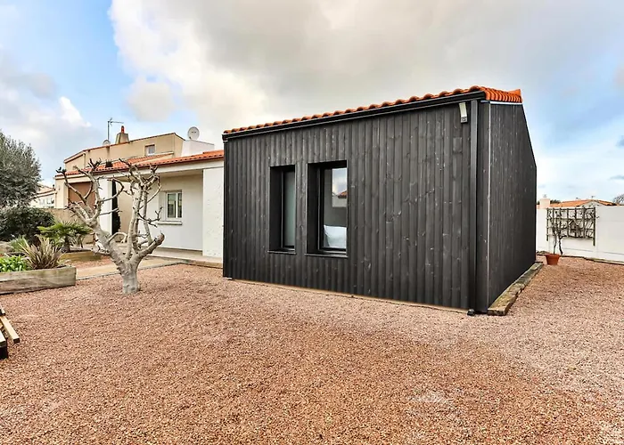 Les Sables D'olonne, Villa**** A 250m De La *