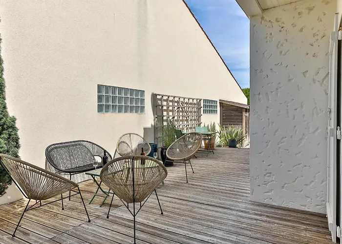 Les Sables D'olonne, Villa**** A 250m De La *